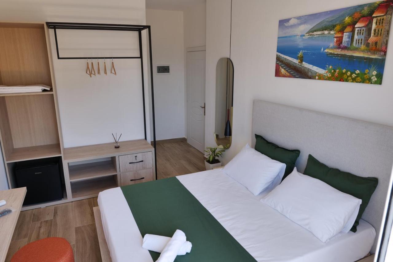 Sarandaview Hotel エクステリア 写真
