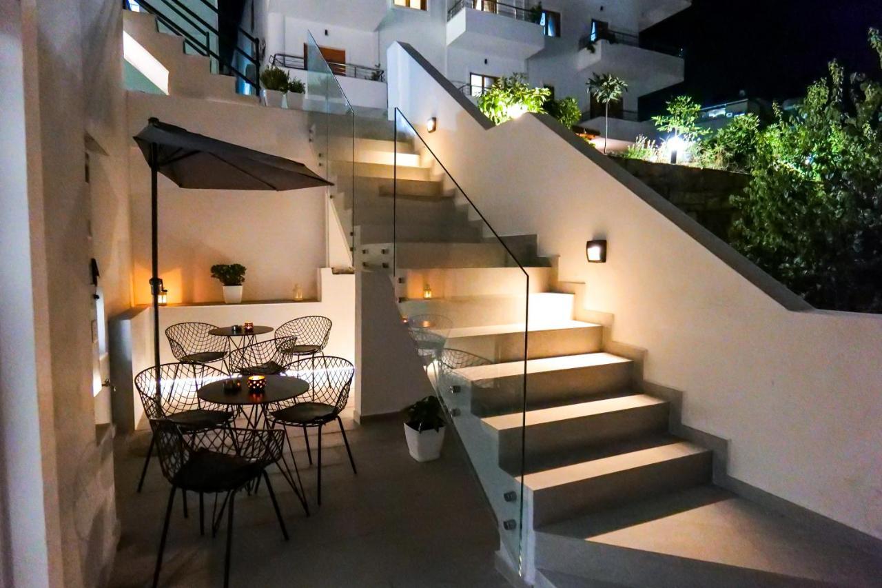 Sarandaview Hotel エクステリア 写真