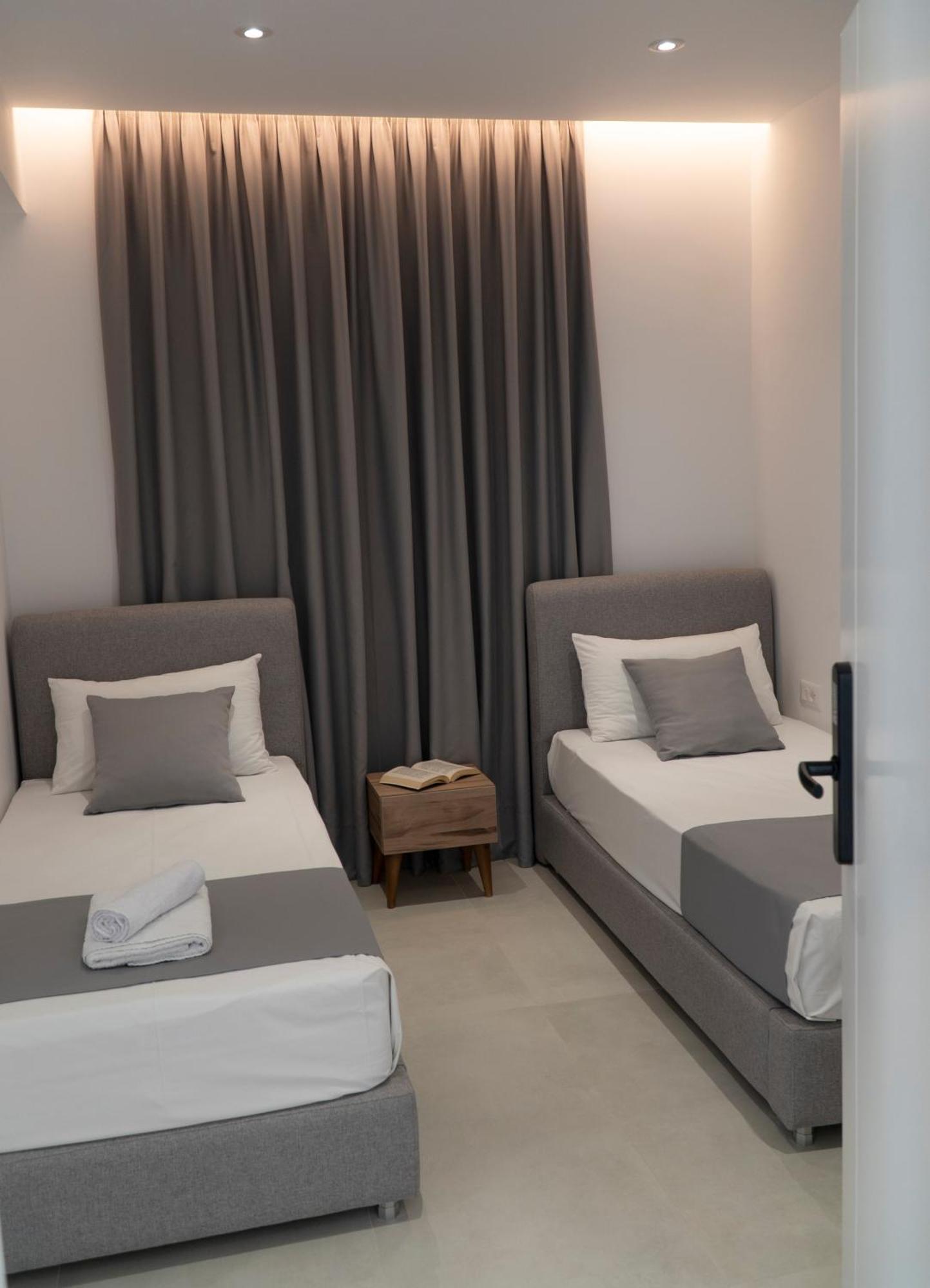 Sarandaview Hotel エクステリア 写真