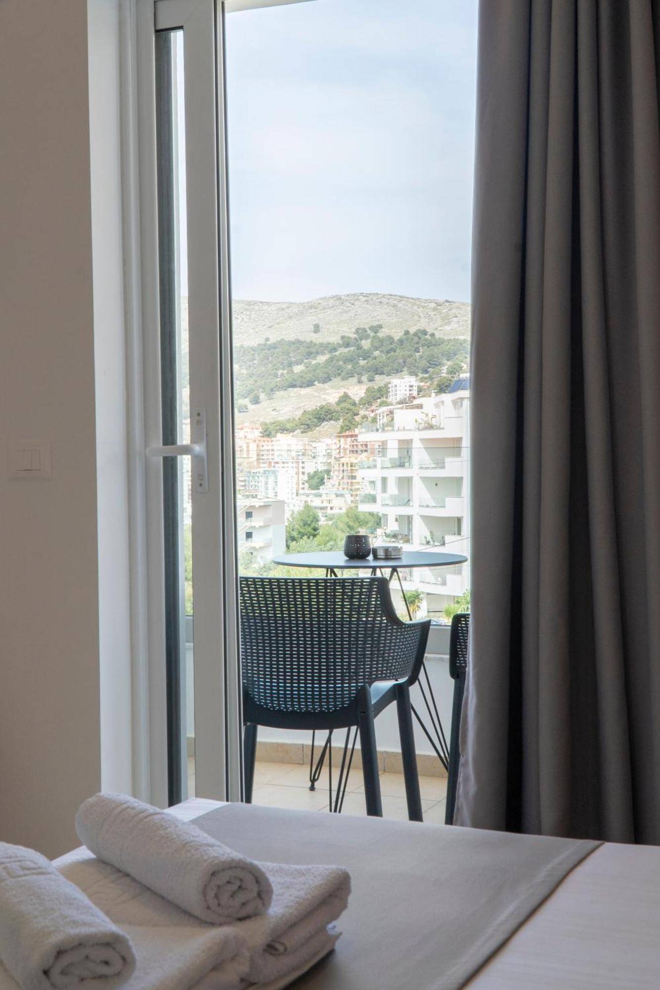 Sarandaview Hotel エクステリア 写真