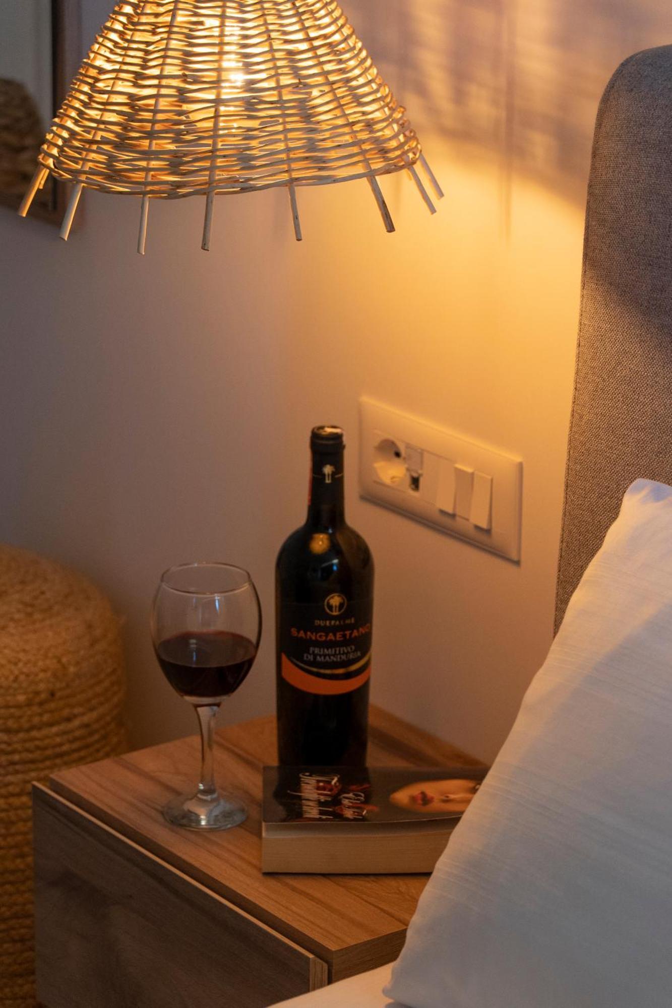 Sarandaview Hotel エクステリア 写真